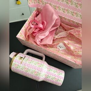 Stanley 1913 x LOVE SHACK FANCY Quencher 40oz blooming heirloom